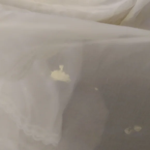 Off-white Sheer Curtain Panels w/lace or Embroidered Scalloped 3" Lace (8 yds) - Picture 7 of 8